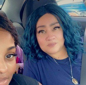 Meet your Posher, Deelyn